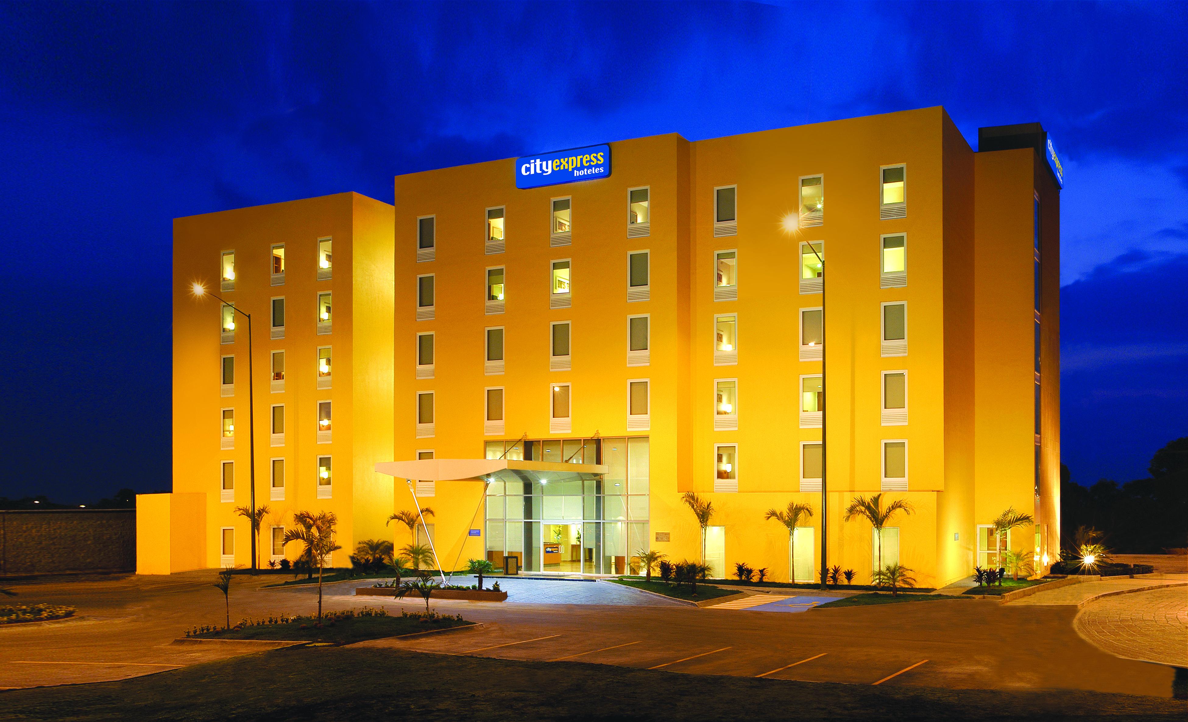 City Express By Marriott Irapuato Buitenkant foto