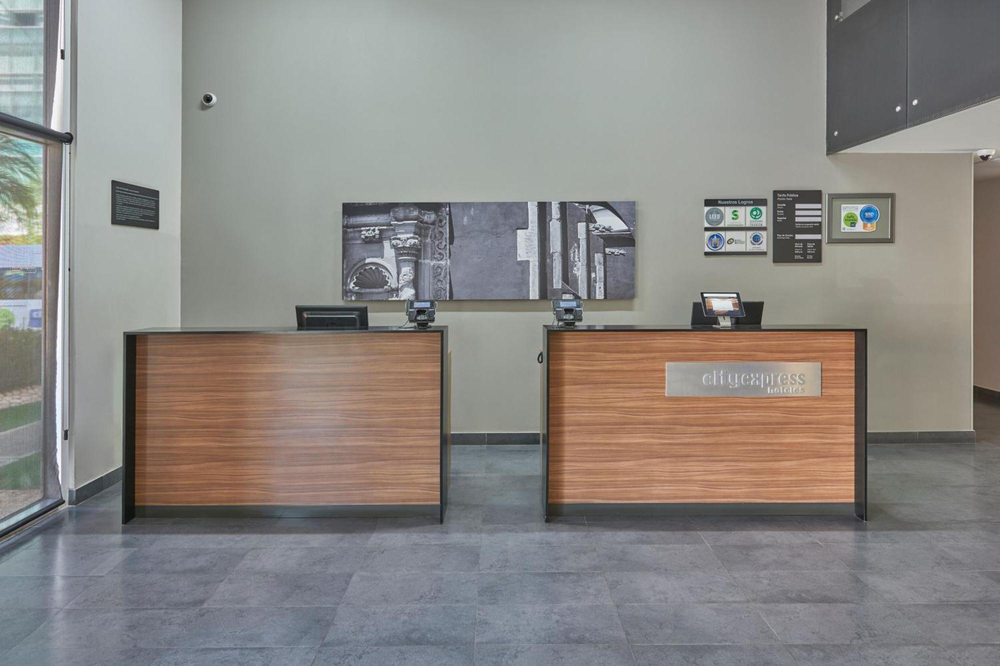 City Express By Marriott Irapuato Buitenkant foto