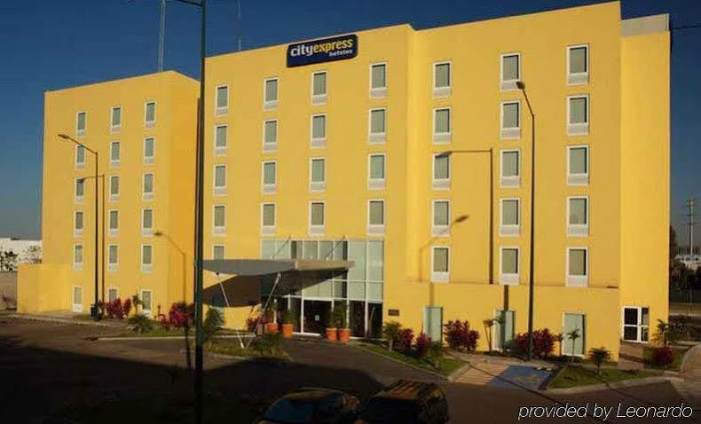 City Express By Marriott Irapuato Buitenkant foto
